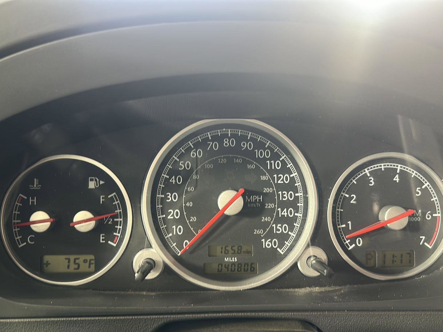 Used 2005 Chrysler Crossfire Limited RWD image 7