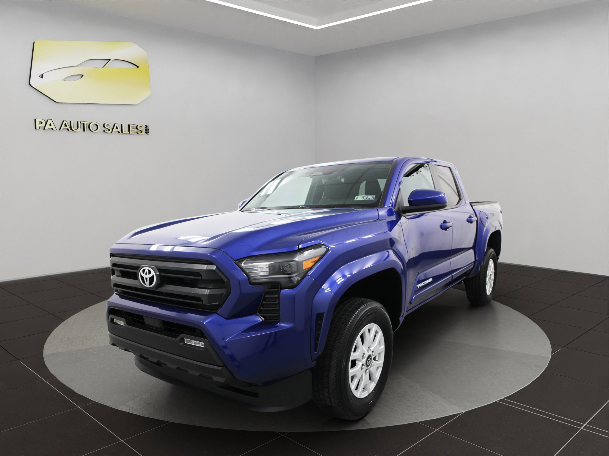 Used 2024 Toyota Tacoma TRD Off-Road image 3