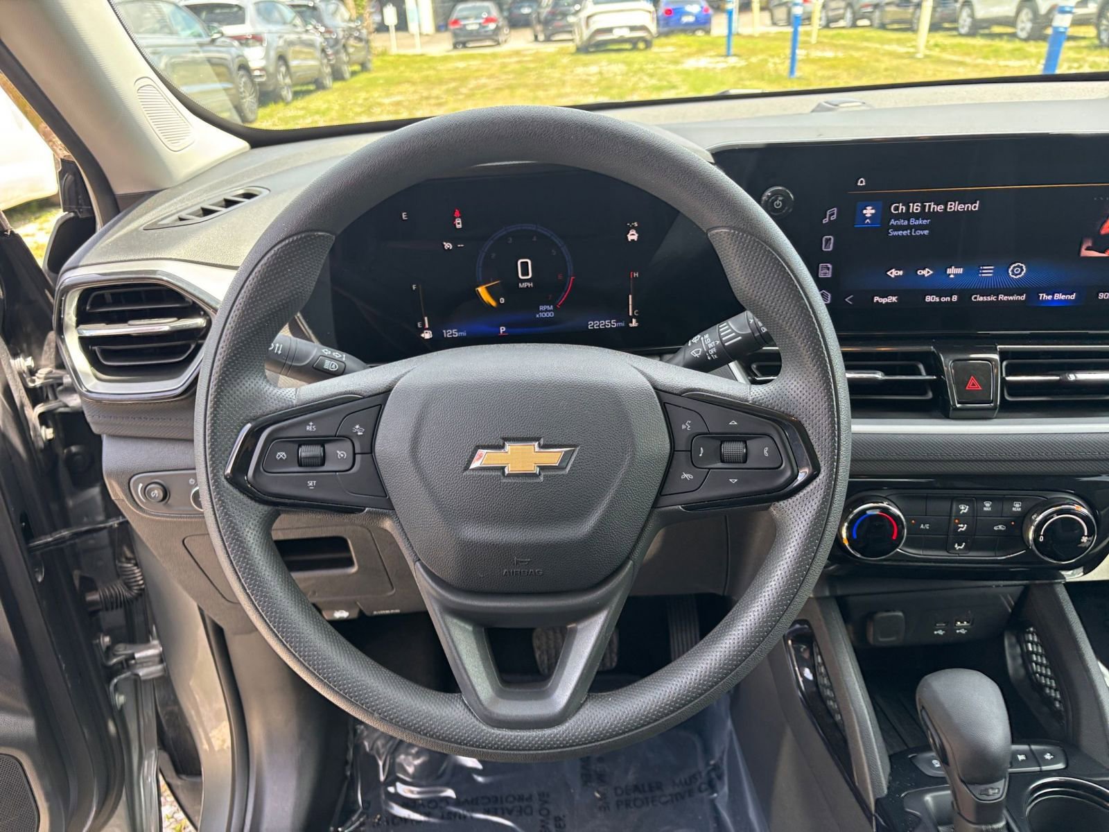Used 2025 Chevrolet TrailBlazer LT FWD image 29