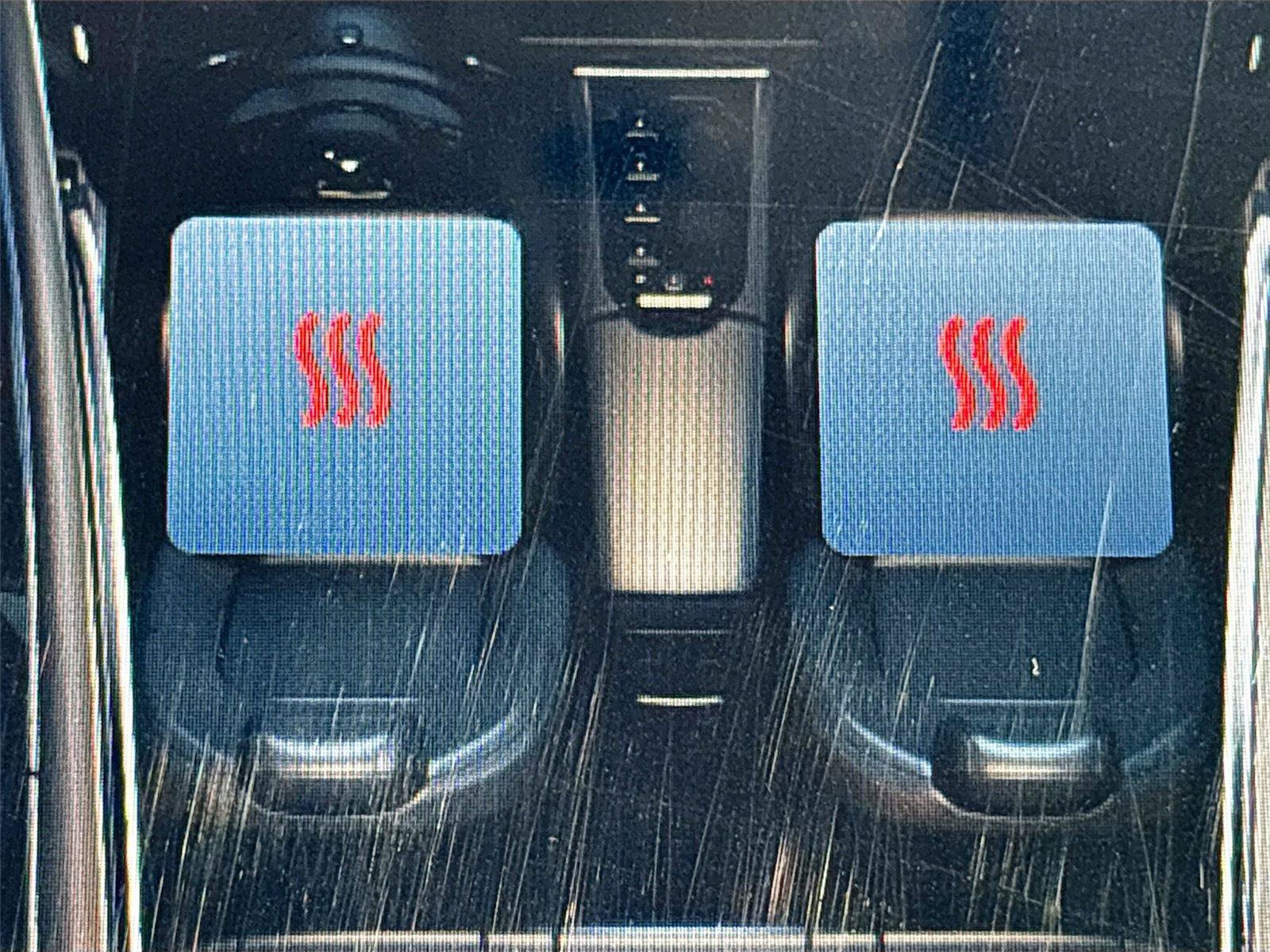 New 2025 VinFast VF 8 Eco AWD/4WD image 19