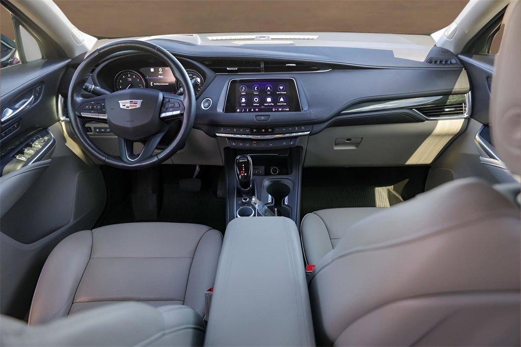 Certified 2022 Cadillac XT4 Premium Luxury w/ Technology Package image 25