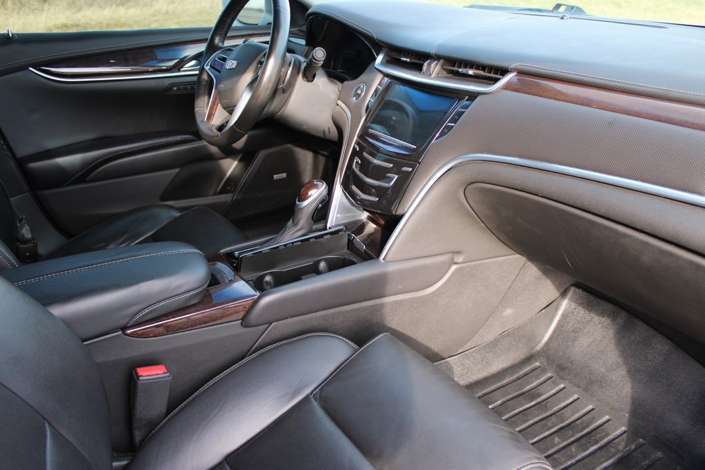 Used 2016 Cadillac XTS Luxury image 20