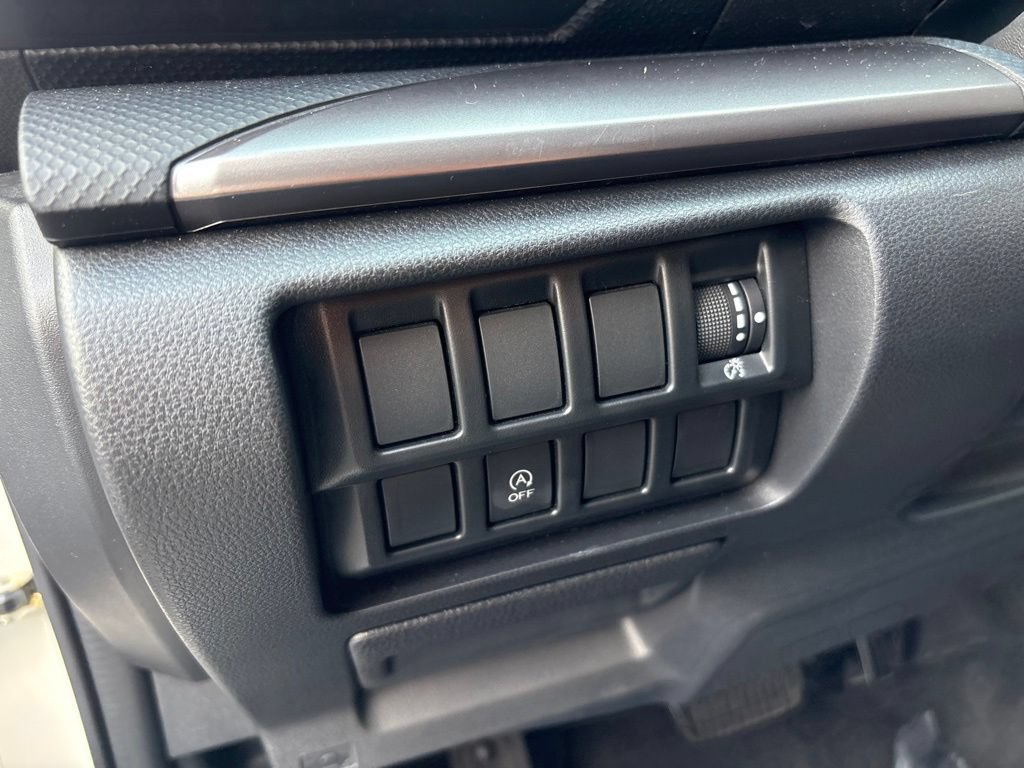 Used 2020 Subaru Forester Premium AWD/4WD image 18