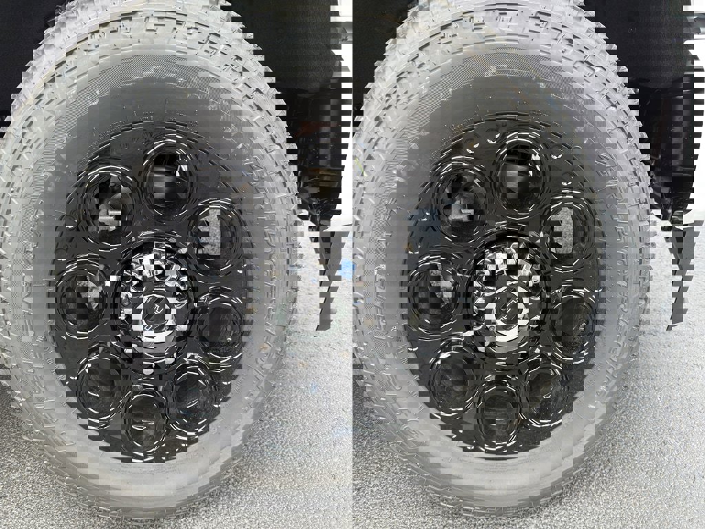 New 2026 Ford F350 XLT w/ XLT Premium Package image 11