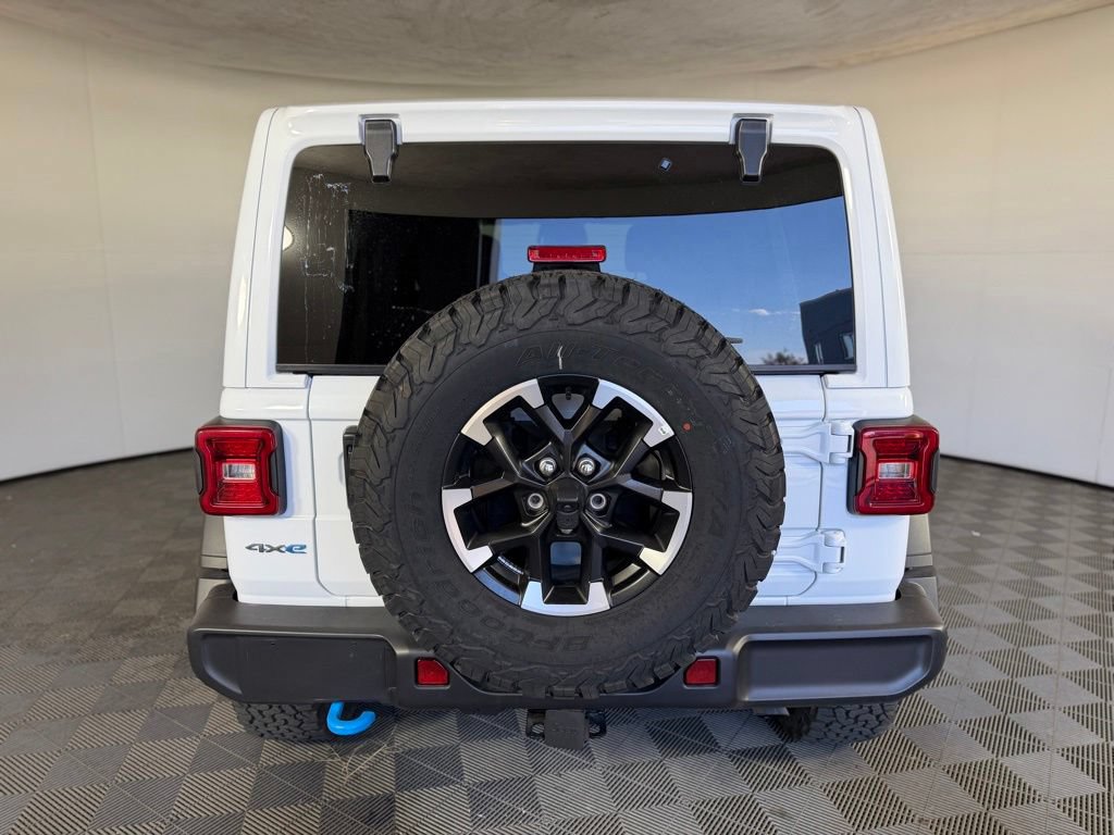 Certified 2025 Jeep Wrangler Unlimited Rubicon 4xe w/ Convenience Group AWD/4WD image 14
