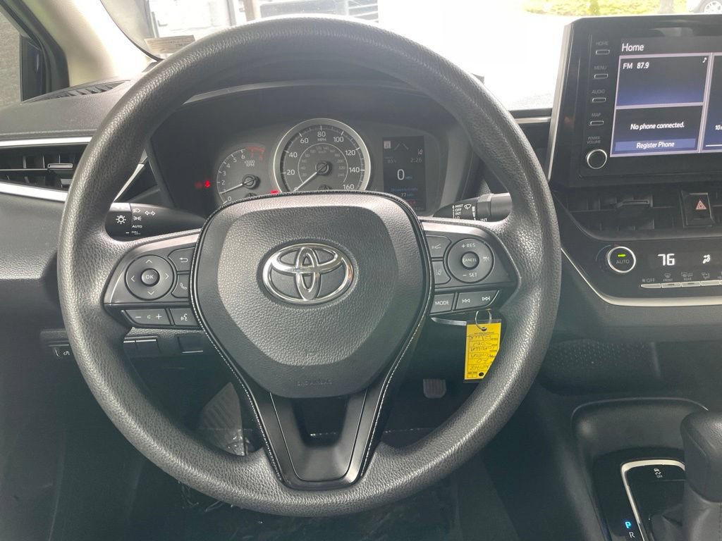 Used 2020 Toyota Corolla LE FWD image 19