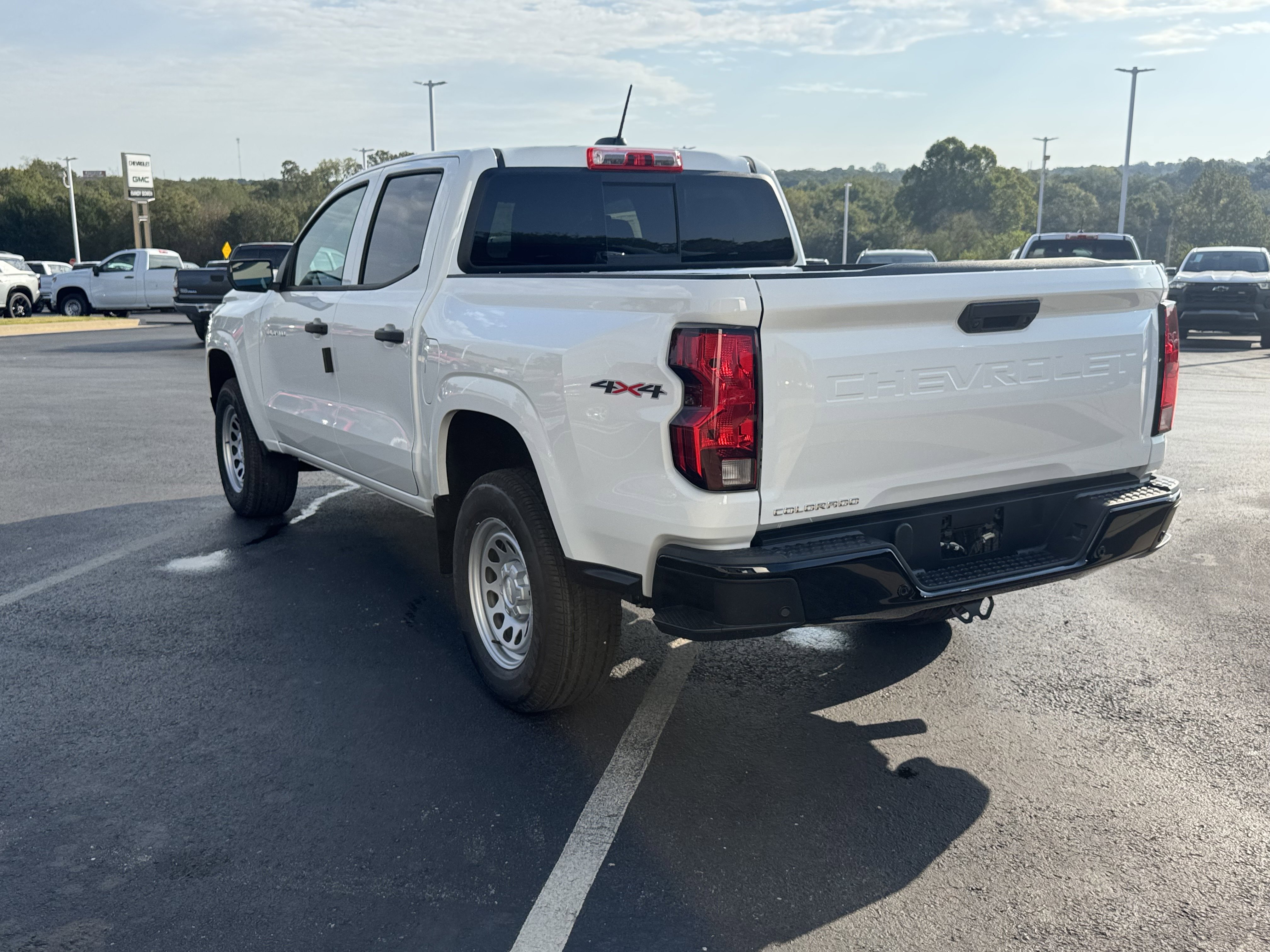 New 2026 Chevrolet Colorado W/T image 3