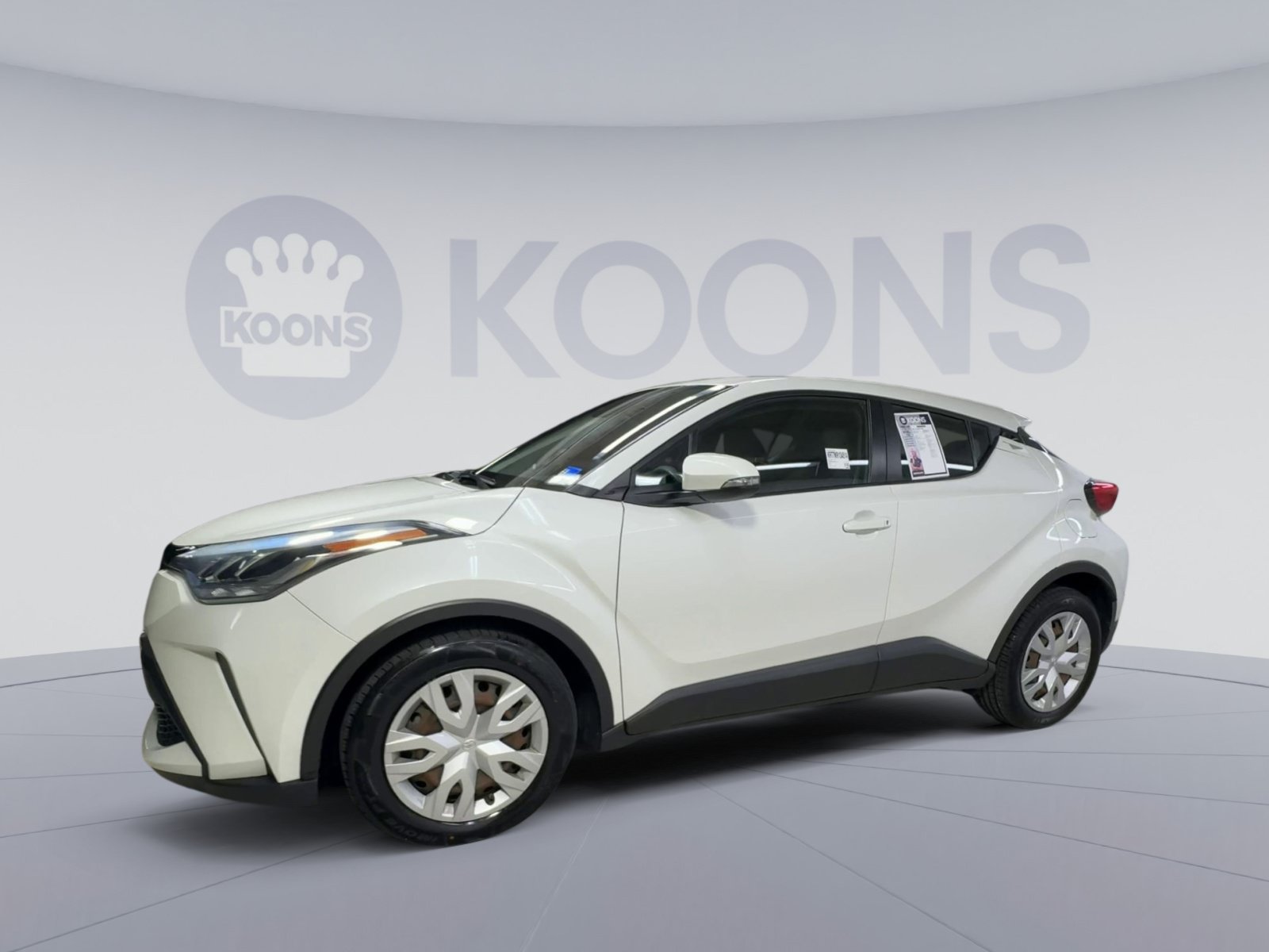 Used 2021 Toyota C-HR LE FWD image 5