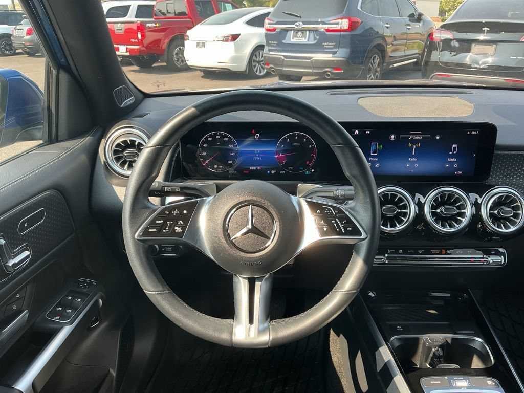 Certified 2024 Mercedes-Benz GLB 250 4MATIC image 27
