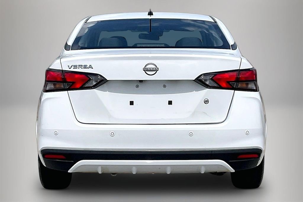Used 2023 Nissan Versa S FWD image 6