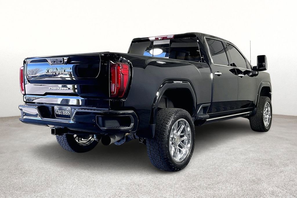 Used 2022 GMC Sierra 2500 Denali w/ Denali Ultimate Package AWD/4WD image 2
