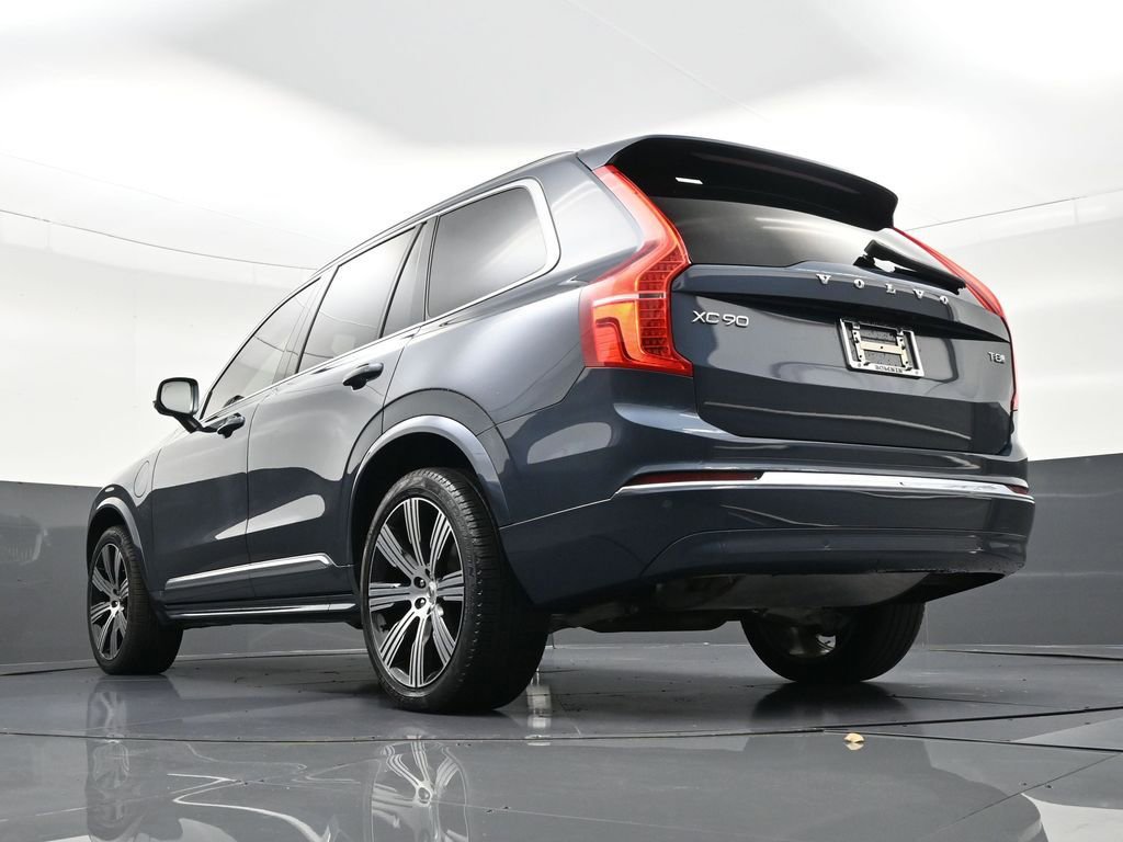 Certified 2025 Volvo XC90 T8 Core w/ Protection Package image 26