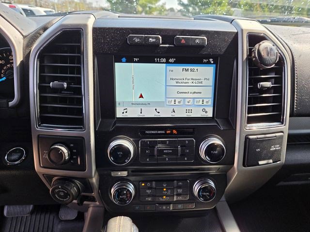 Used 2017 Ford F150 Lariat w/ Equipment Group 502A Luxury AWD/4WD image 6