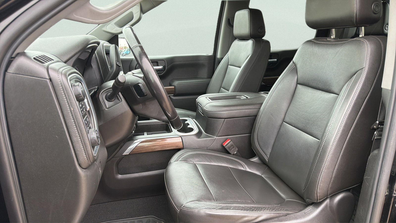 Used 2019 Chevrolet Silverado 1500 RST AWD/4WD image 5