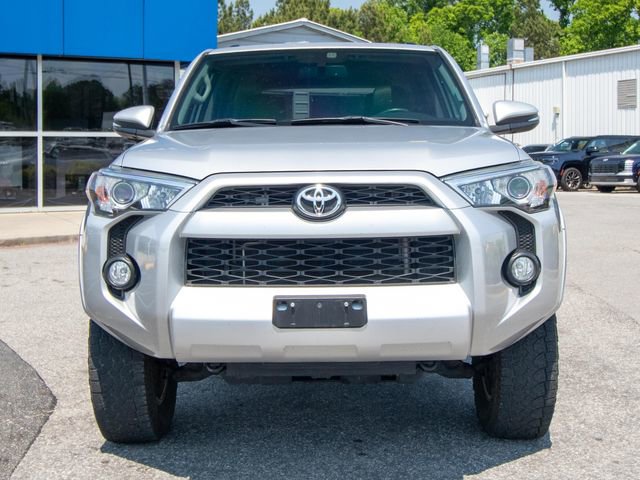Used 2019 Toyota 4Runner SR5 Premium AWD/4WD image 3
