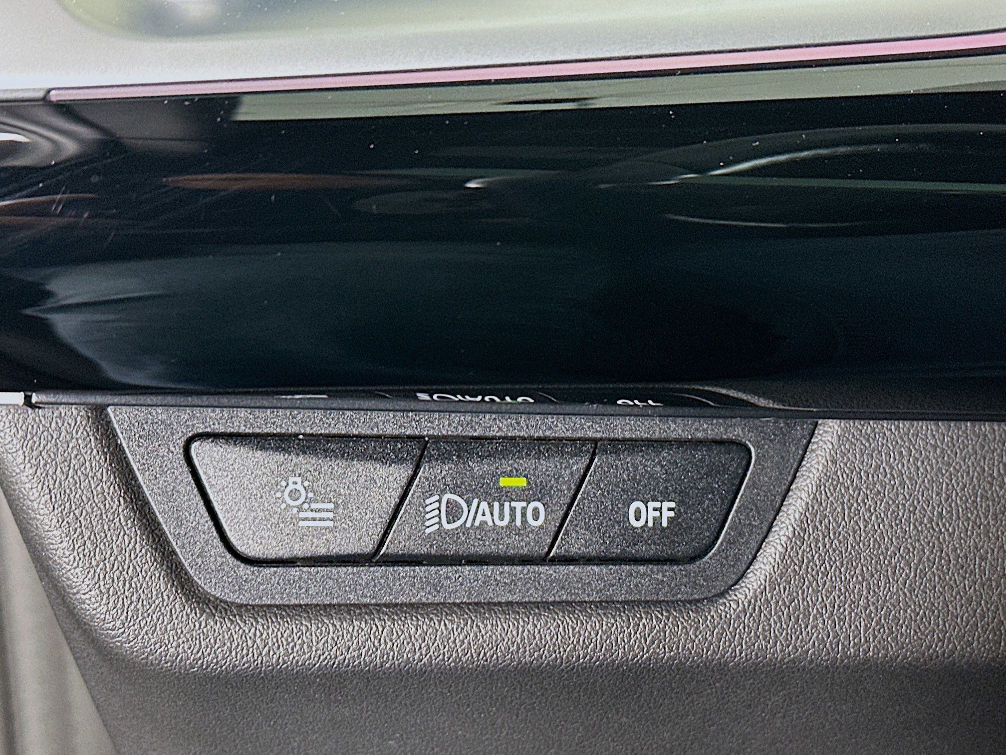 Used 2025 BMW X1 xDrive28i image 16