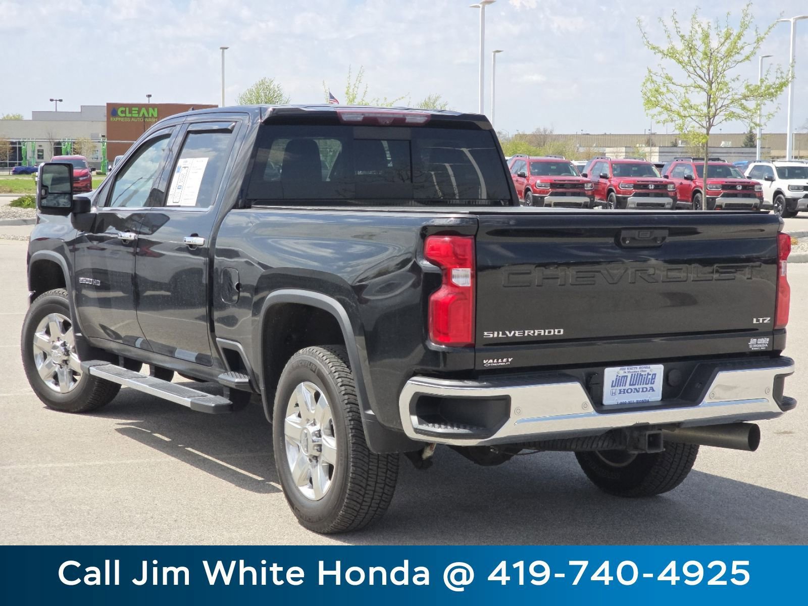 Used 2020 Chevrolet Silverado 2500 LTZ w/ LTZ Plus Package AWD/4WD image 16