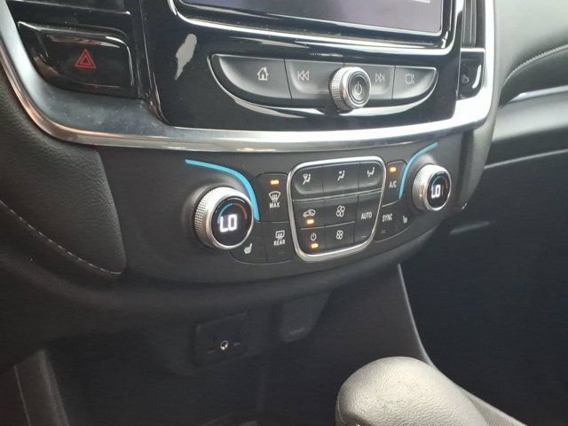 Used 2023 Chevrolet Traverse LT AWD/4WD image 14