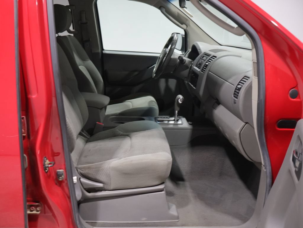 Used 2008 Nissan Frontier SE w/ SE Value Truck Pkg AWD/4WD image 20