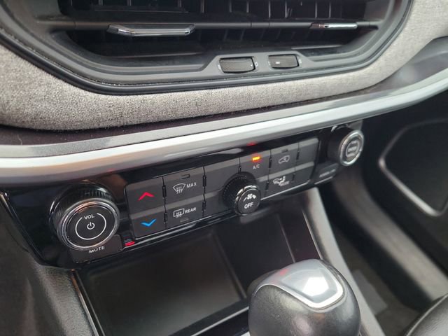 Used 2024 Jeep Compass Latitude w/ Altitude Special Edition image 23