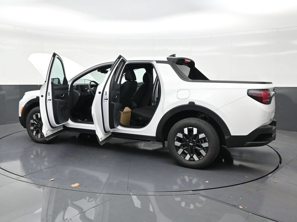 Used 2026 Hyundai Santa Cruz SE FWD image 31