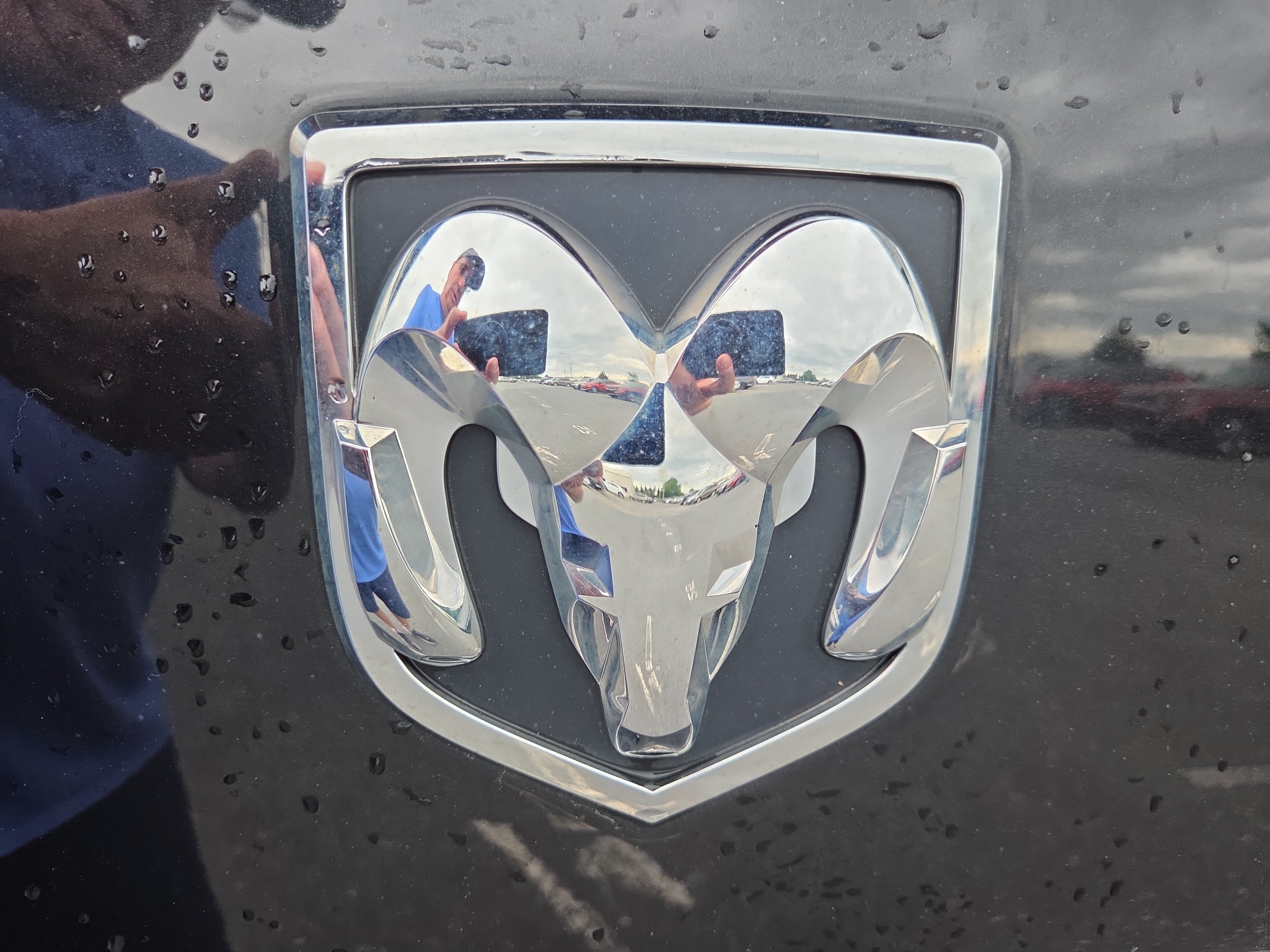 Used 2017 RAM 1500 Laramie w/ Convenience Group AWD/4WD image 24