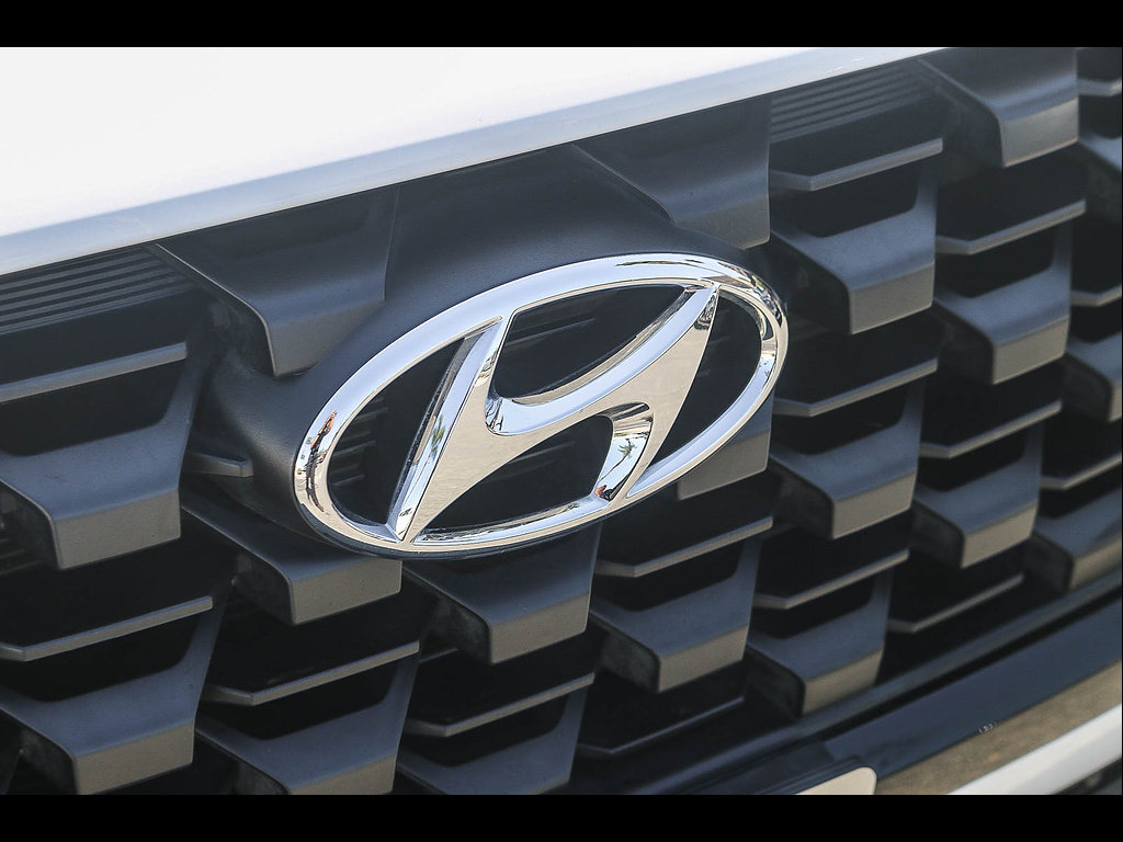 Certified 2023 Hyundai Santa Fe XRT AWD/4WD image 7