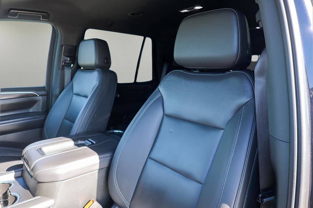 Used 2022 Chevrolet Tahoe Z71 w/ Luxury Package image 12