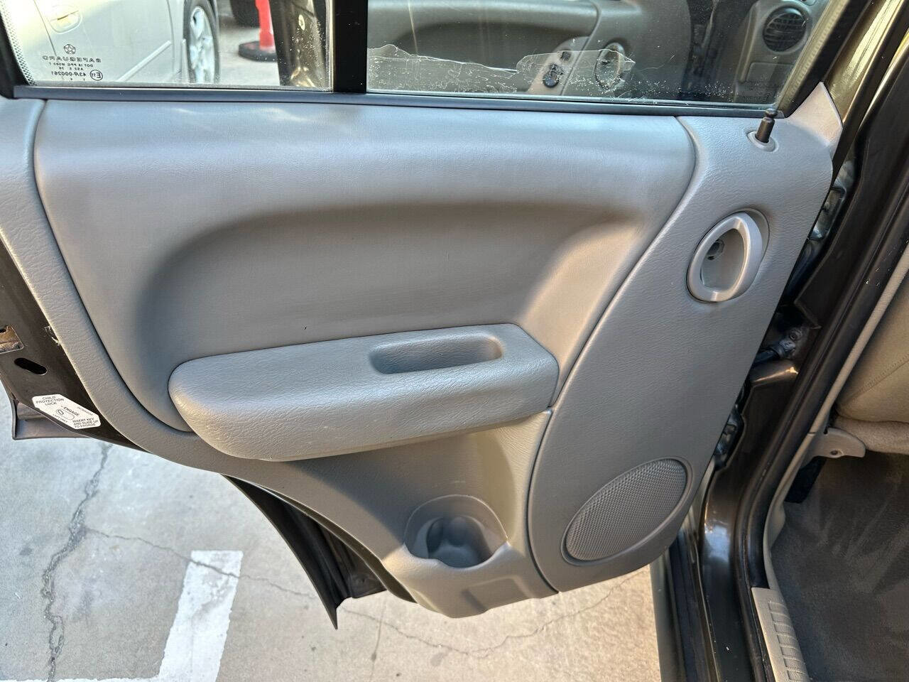 Used 2006 Jeep Liberty Sport w/ Skid Plate Group image 9