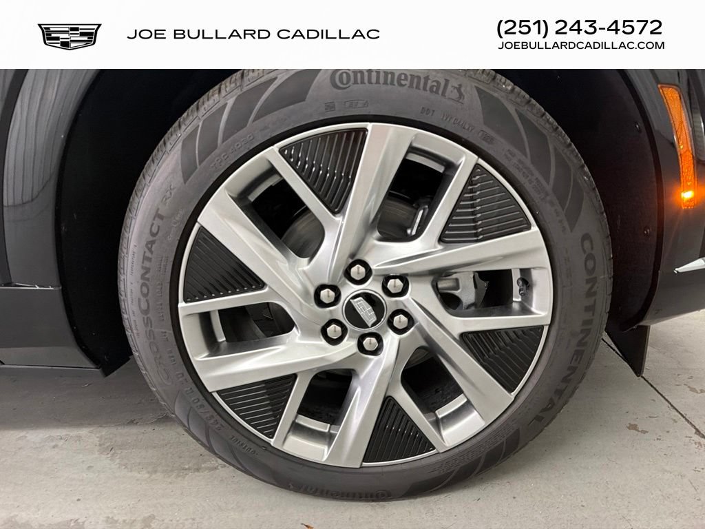 New 2027 Cadillac Optiq Luxury AWD/4WD image 9
