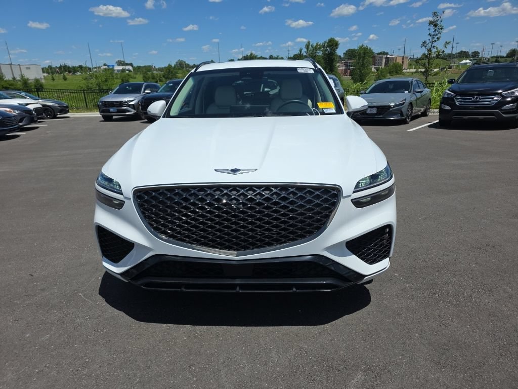 Used 2025 Genesis GV70 3.5T Sport w/ Sport Advanced Package AWD/4WD image 2