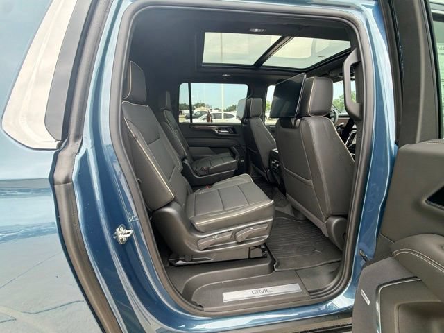 New 2026 GMC Yukon XL Elevation w/ Elevation Premium Package AWD/4WD image 24