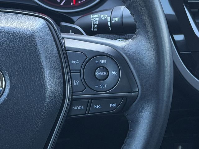 Used 2021 Toyota Camry XSE image 14