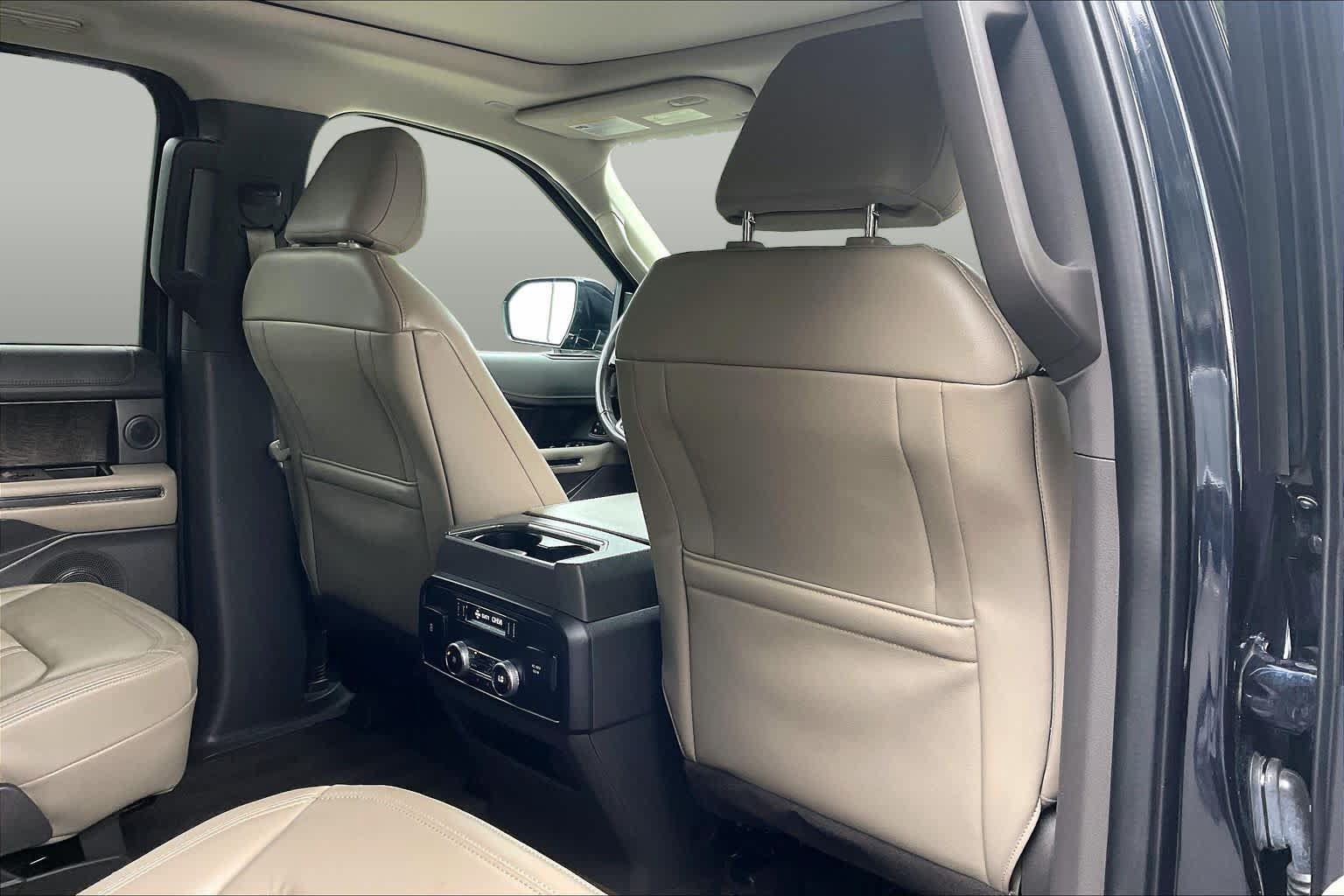 Used 2021 Ford Expedition Limited AWD/4WD image 20