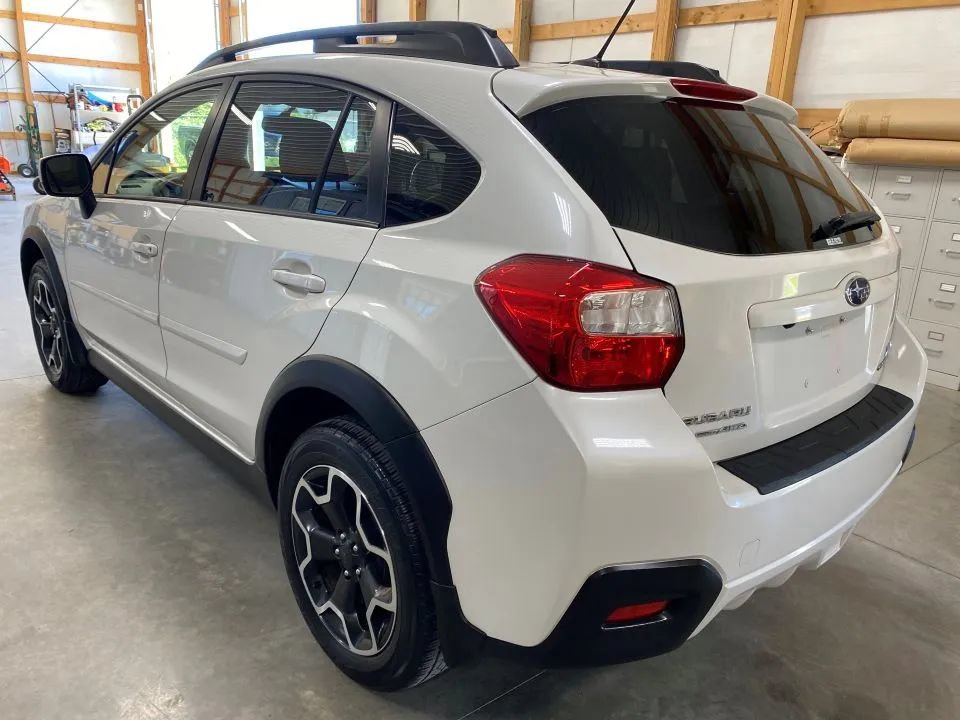 Used 2014 Subaru Crosstrek 2.0i Limited AWD/4WD image 11