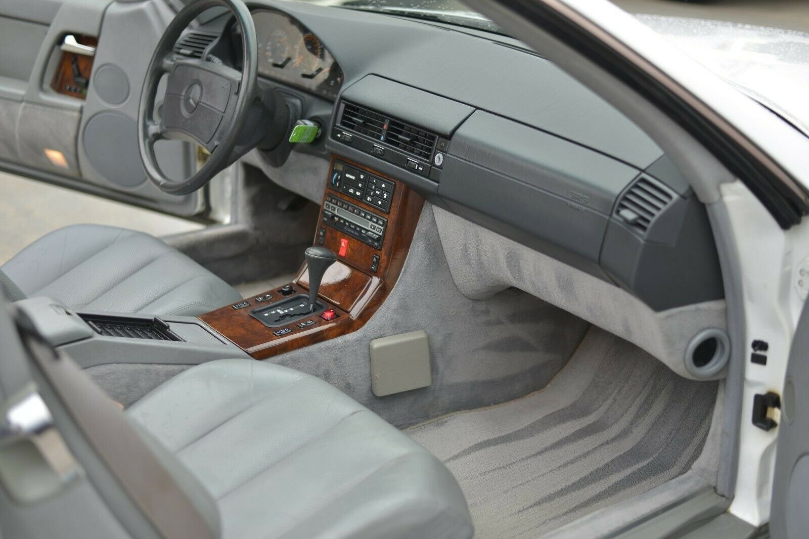 Used 1991 Mercedes-Benz 300 SL image 15