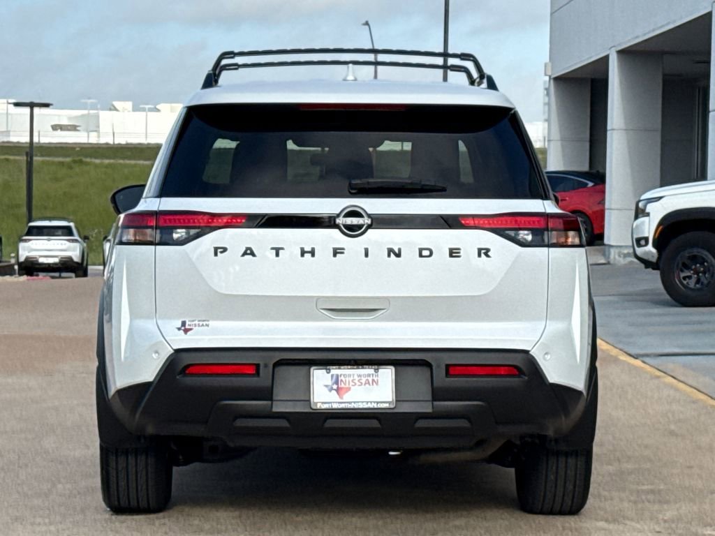 Used 2025 Nissan Pathfinder SV w/ Black Appearance Package image 8