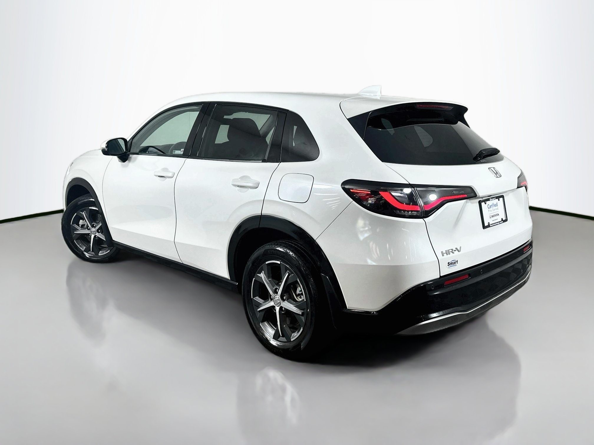 Used 2024 Honda HR-V EX-L image 5