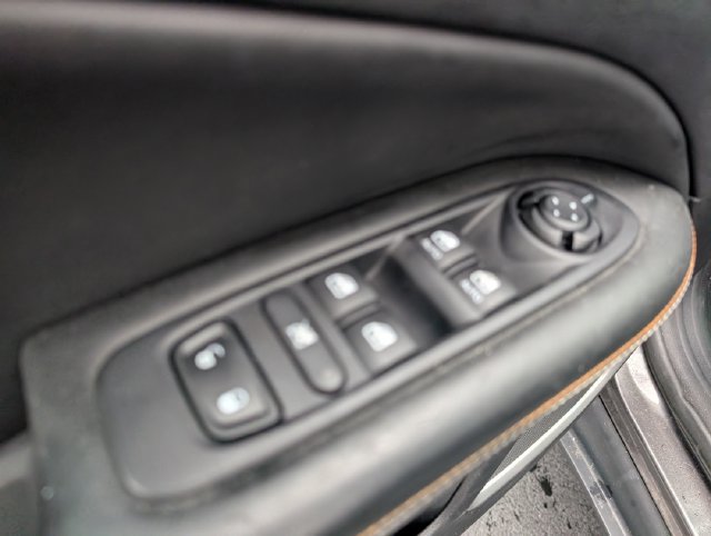 Used 2019 Jeep Compass Sport w/ Tech Group AWD/4WD image 15