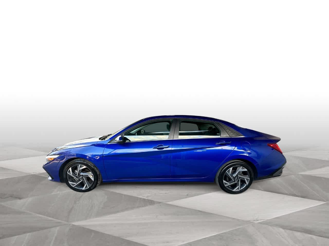 Used 2025 Hyundai Elantra Limited FWD image 5