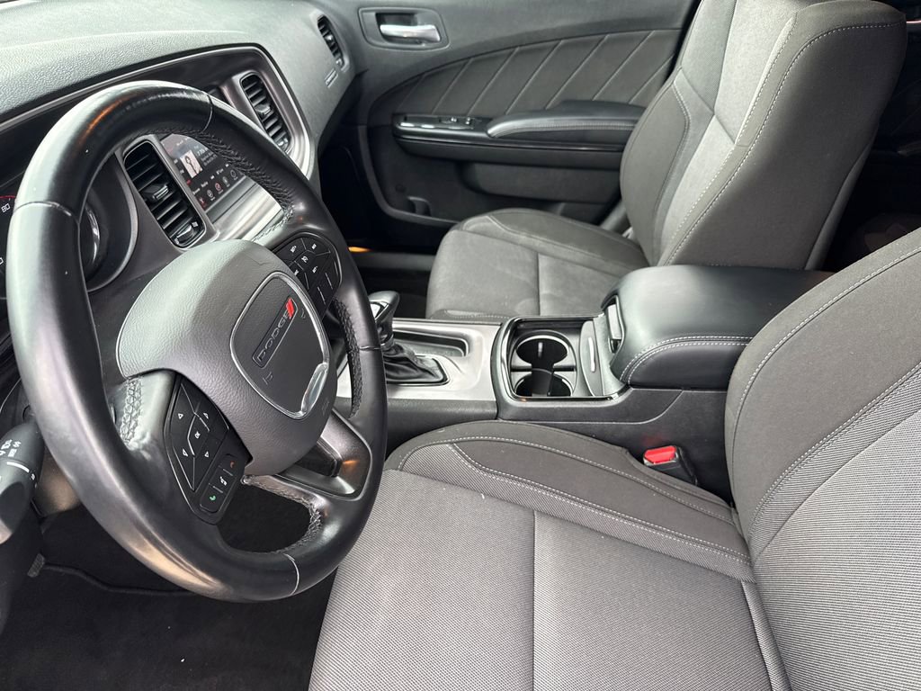 Used 2022 Dodge Charger SXT w/ Blacktop Package RWD image 17