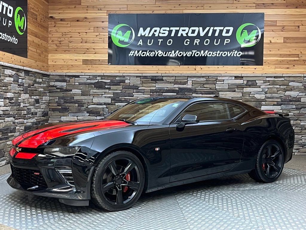 Used 2016 Chevrolet Camaro SS RWD image 12