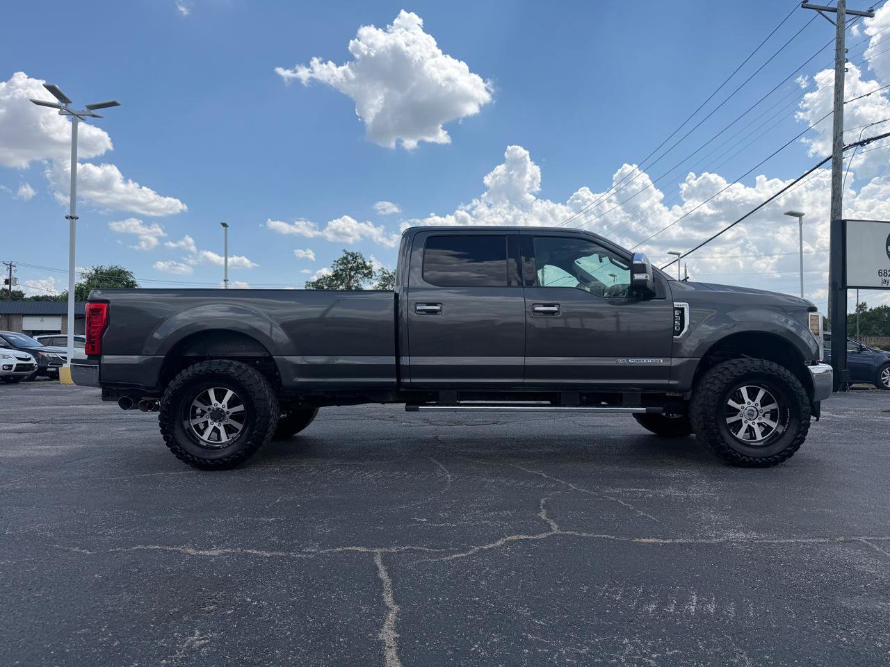 Used 2018 Ford F350 XLT w/ XLT Premium Package AWD/4WD image 4