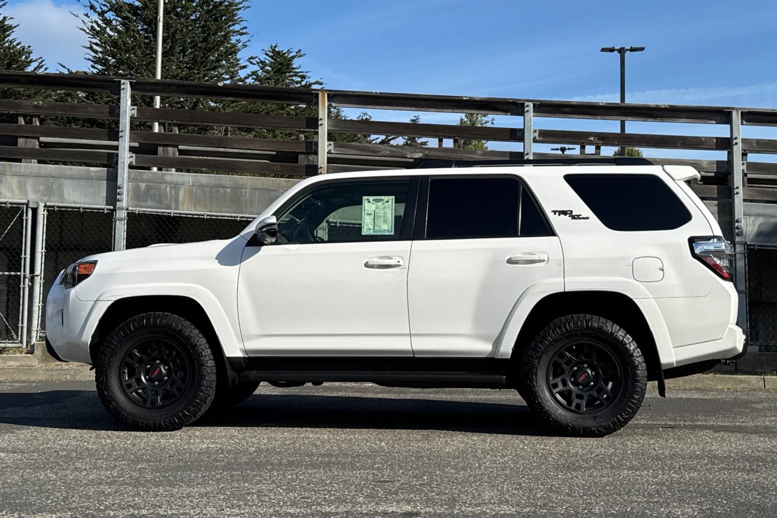 Used 2020 Toyota 4Runner TRD Off-Road Premium w/ Moonroof Package AWD/4WD image 8