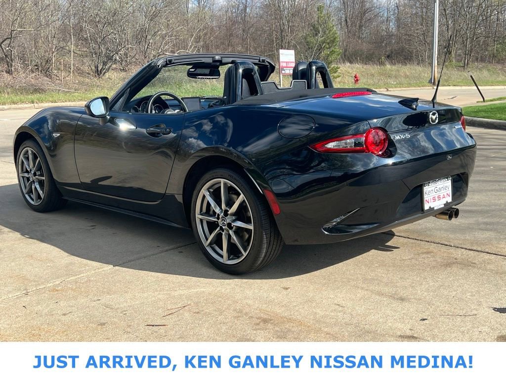 Used 2023 MAZDA MX-5 Miata Grand Touring image 5