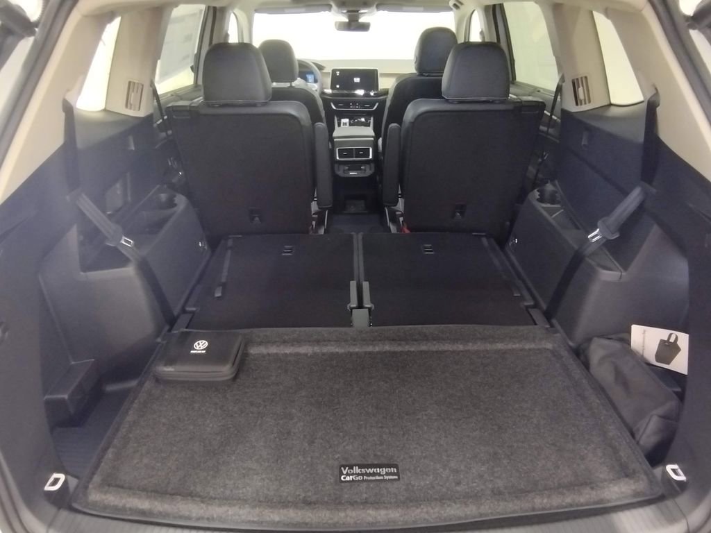 New 2026 Volkswagen Atlas SE image 16