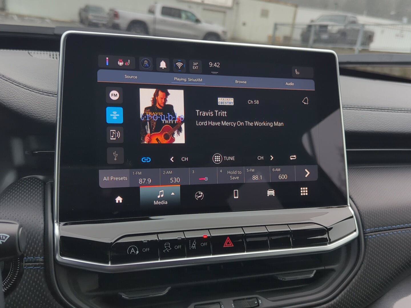New 2026 Jeep Compass Latitude AWD/4WD image 15