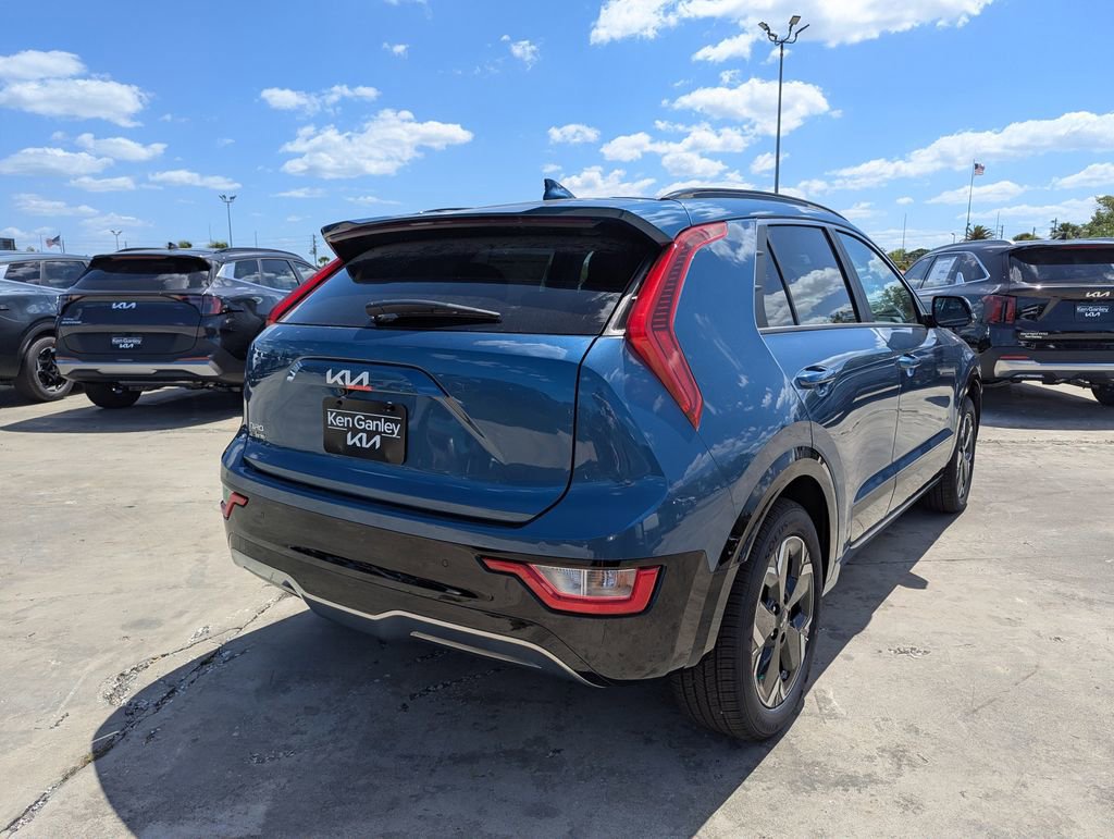 New 2026 Kia Niro Wind FWD image 8
