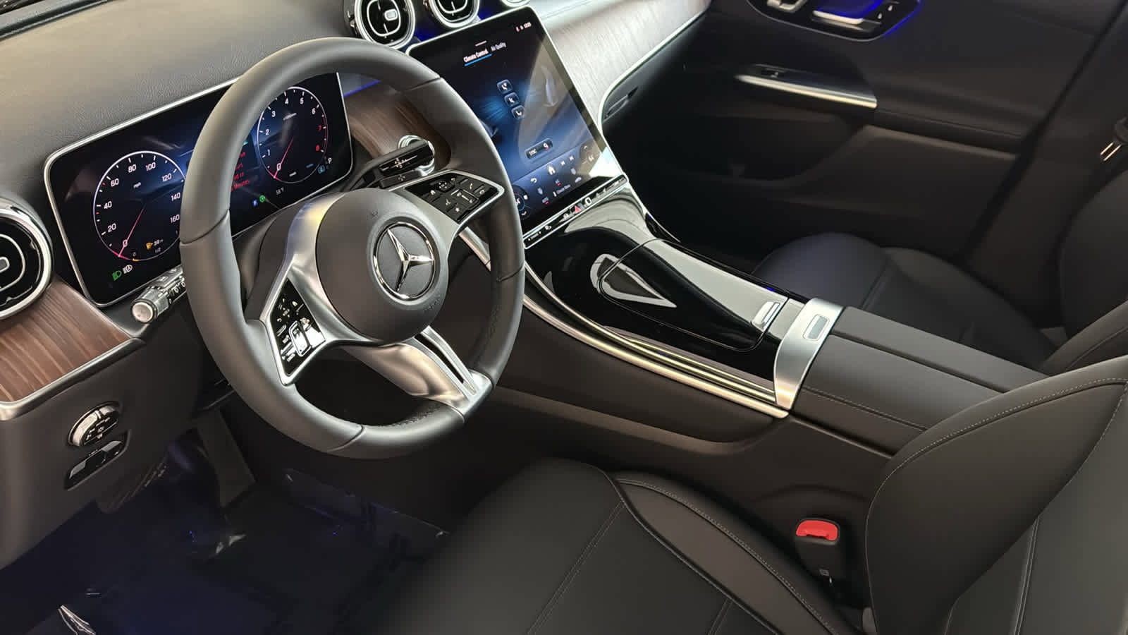 New 2026 Mercedes-Benz GLC 300 4MATIC image 27