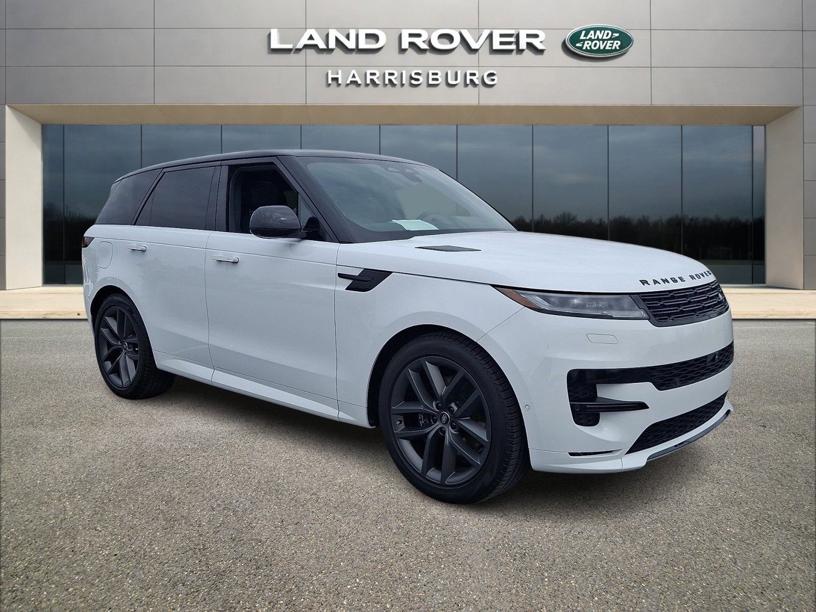 Used 2024 Land Rover Range Rover Sport Dynamic SE image 5